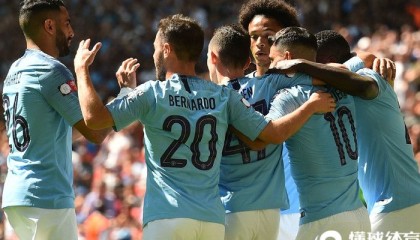  曼城轮换阵容依然掌控局面战胜卢顿镇