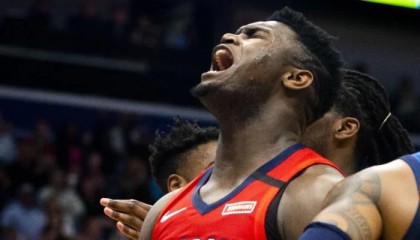  锡安28+15鹈鹕击溃开拓者  