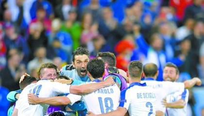  斯图加特防守反击战术成功击败强敌莱比锡