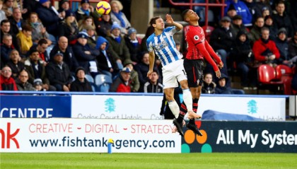  曼联年轻中场远射建功艰难战胜西汉姆联