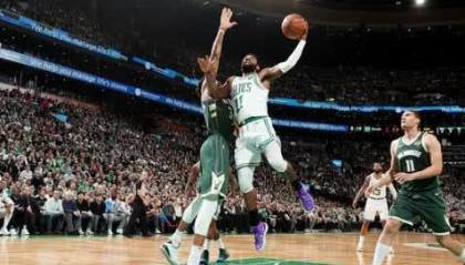  图卢兹进攻多点开花主场大胜提升排名