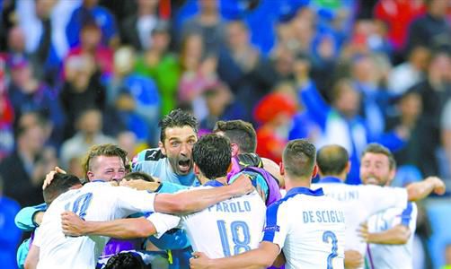  斯图加特防守反击战术成功击败强敌莱比锡