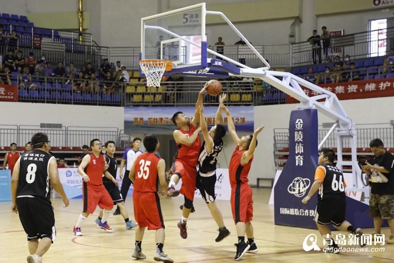  霍芬海姆主场氛围火爆，球迷助威声助力球队逆转取胜  