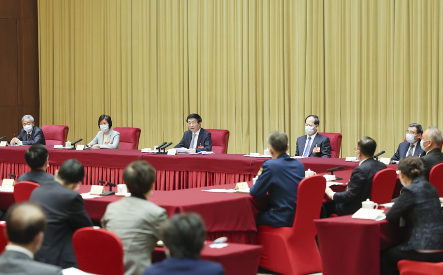 好博体育官方网站- 梅斯深陷降级泥潭，管理层紧急会议讨论换帅可行性  